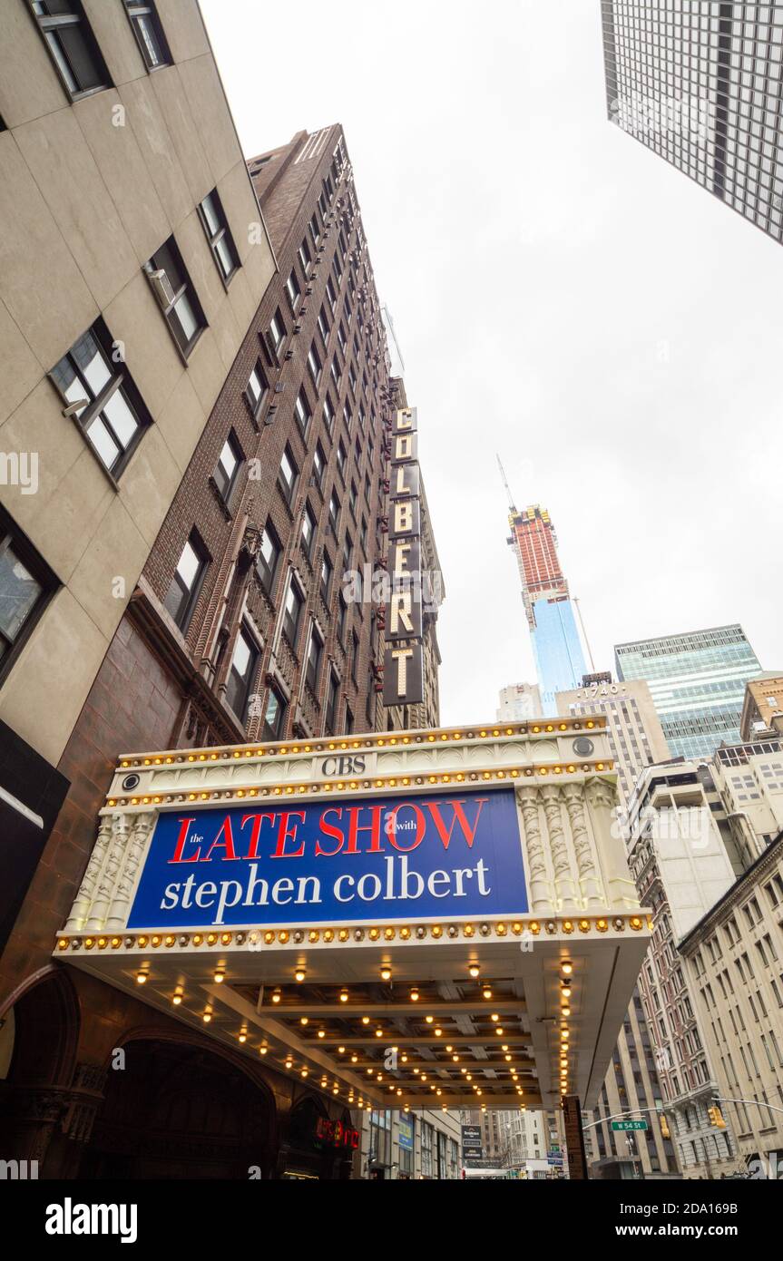 Ed Sullivan Theater, 1697 Broadway, mit Colbert Marquee - die späte Show mit Stephen Colbert, New York City, broadway, März 2019 Stockfoto