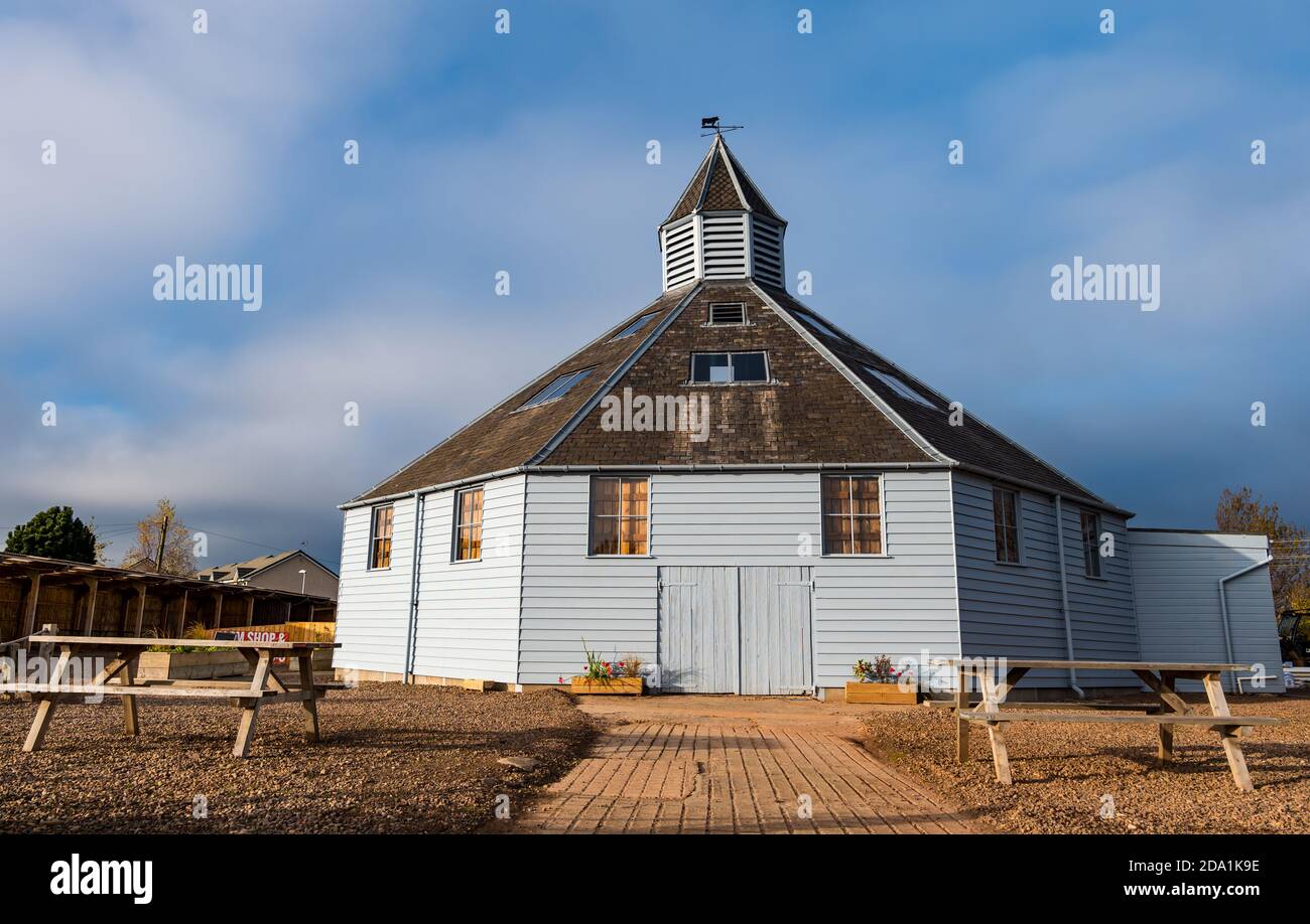 Alte landwirtschaftliche Auktion Mart sechseckigen Gebäude, East Linton, East Lothian, Schottland, Großbritannien Stockfoto