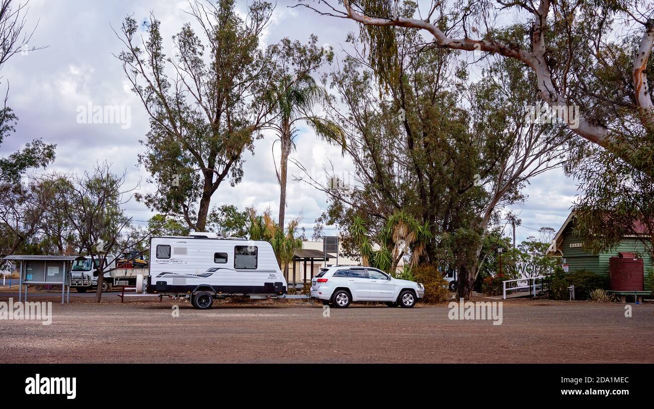 Wohnwagen Am Flughafen Parken Australien www.alamy.de