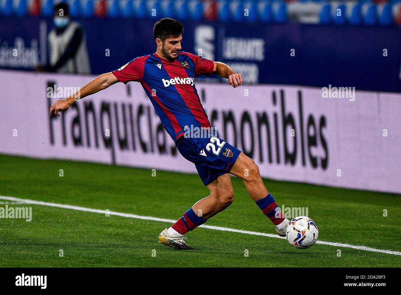 VALENCIA, SPANIEN - 08. NOVEMBER: Melero von Levante während des La Liga Santander Spiels zwischen Levante und Alaves im Stadion Estadi Ciutat de Valencia am 8. November 2020 in Valencia, Spanien (Foto: Pablo MoranoOrange Pictures) Stockfoto