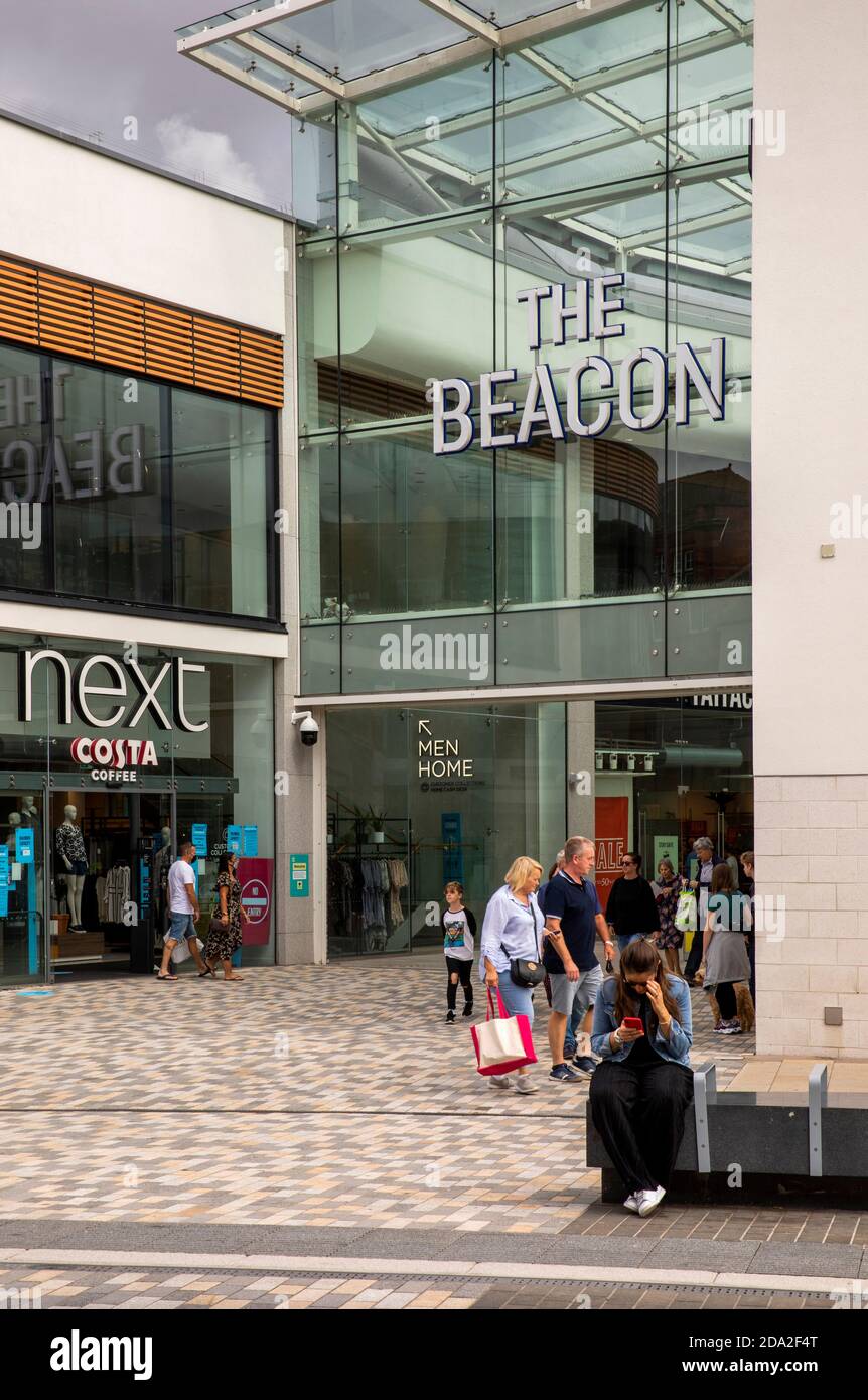 Großbritannien, England, East Sussex, Eastbourne, Terminus Road, Eingang zum Beacon Einkaufszentrum Stockfoto