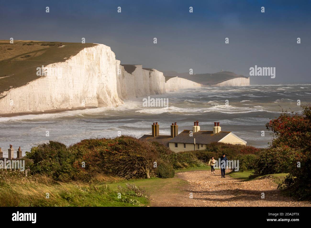 Großbritannien, England, East Sussex, Seaford, Cuckmere Haven, Coastguard Cottages in Seven Sisters Stockfoto