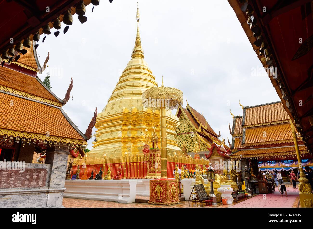 Wat Phra That Doi Suthep ist ein wichtiges Touristenziel Von Chiang Mai Stockfoto