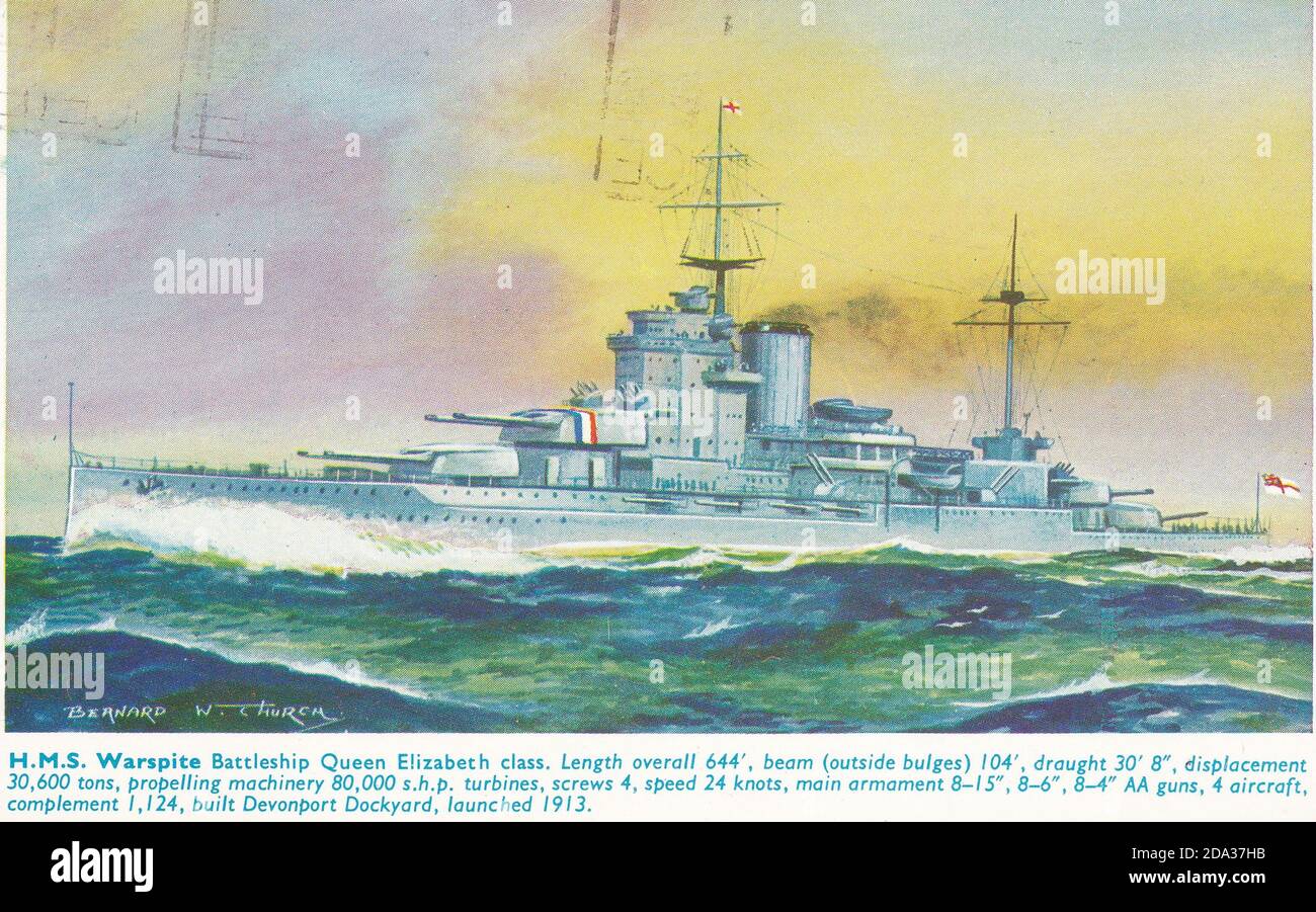 Vintage Postkarte von H.M.S. Kriegstrotz Schlachtschiff Queen Elizabeth Klasse. Stockfoto