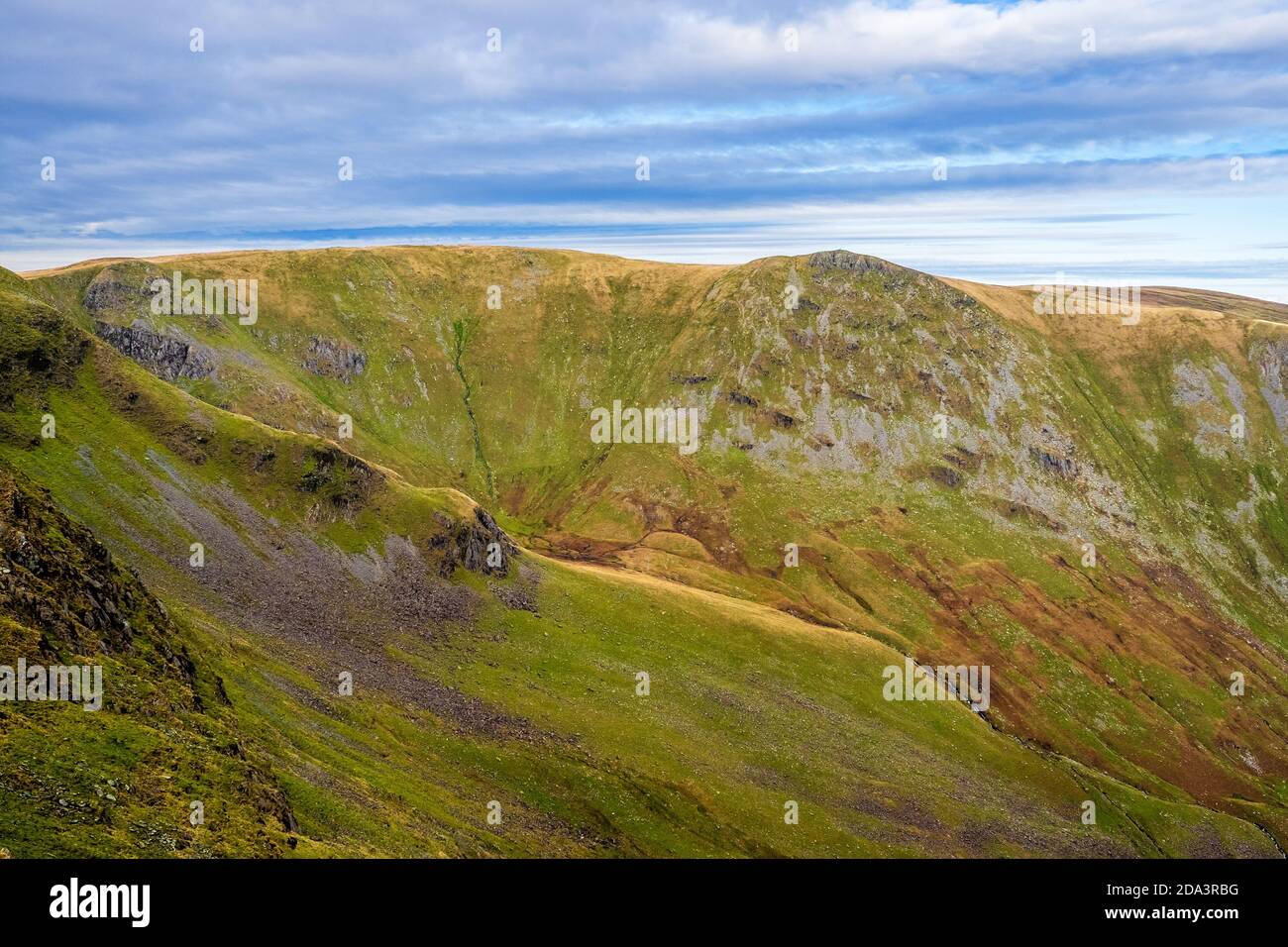 Blick auf Kidsty Pike von Rough Crag über Riggindale bei Haweswater im Lake District National Park, Cumbria. Stockfoto