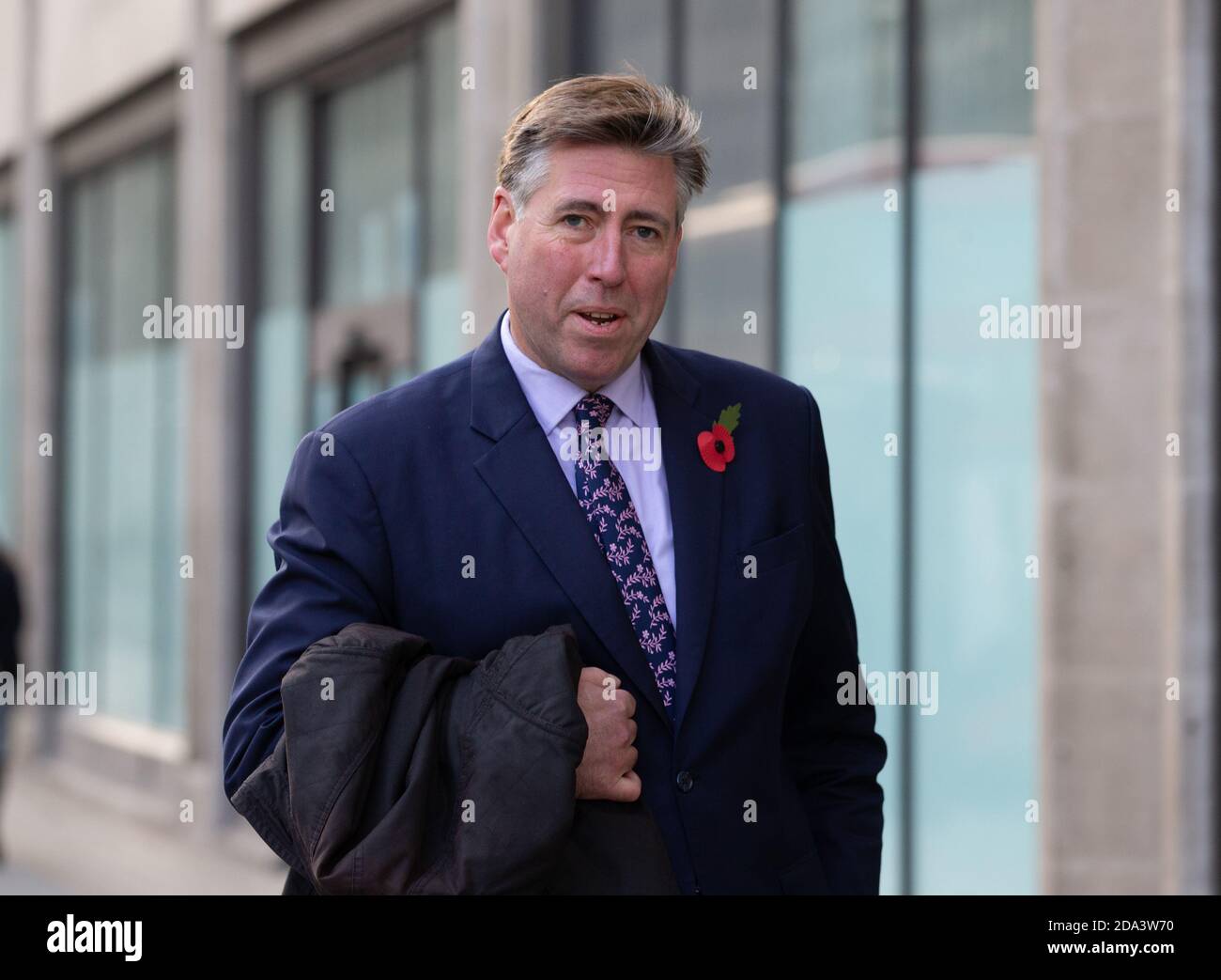 London, Großbritannien. November 2020. Sir Graham Brady, Vorsitzender des Ausschusses 1922, in Westminster. Kredit: Mark Thomas/Alamy Live Nachrichten Stockfoto