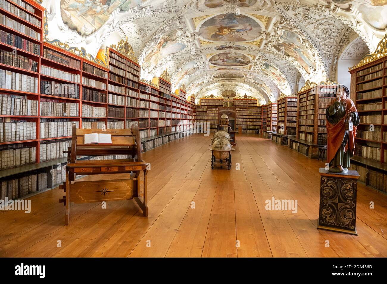 Kloster Strahov in Prag, Theologischer Saal der Bibliothek Stockfoto
