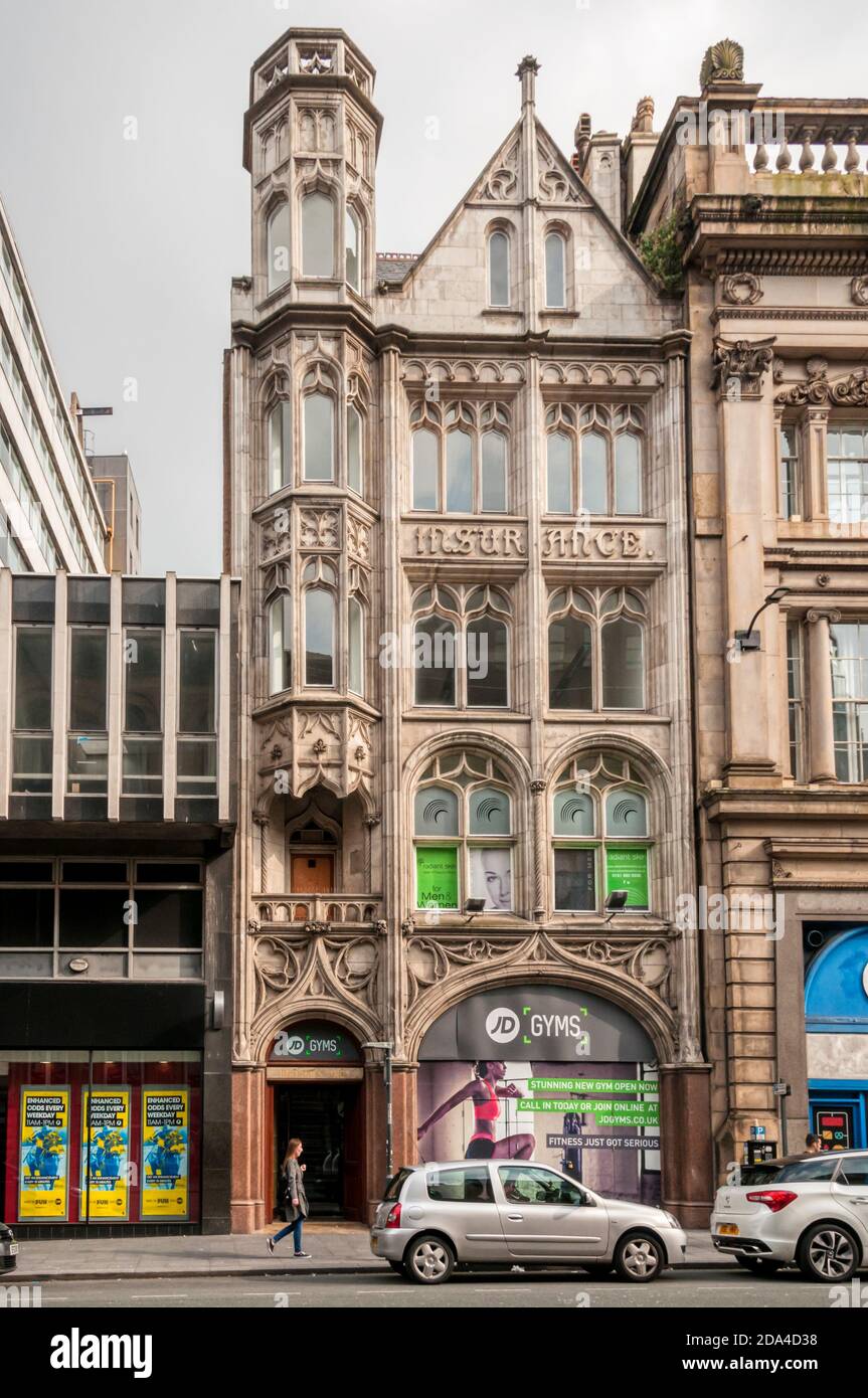 Eine Zweigstelle von JD Gyms im alten State Insurance Building, Liverpool. Stockfoto