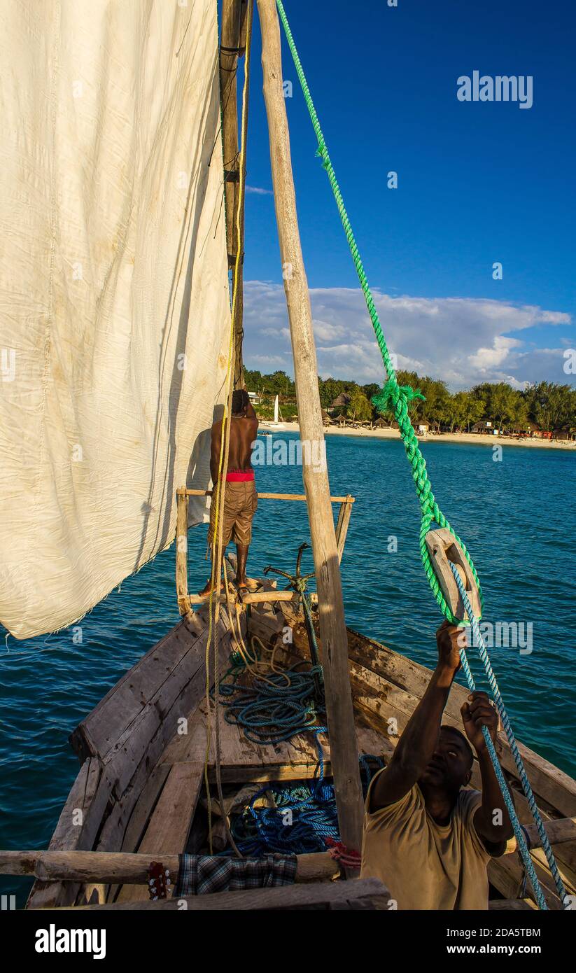 Angeln segelboot -Fotos und -Bildmaterial in hoher Auflösung – Alamy
