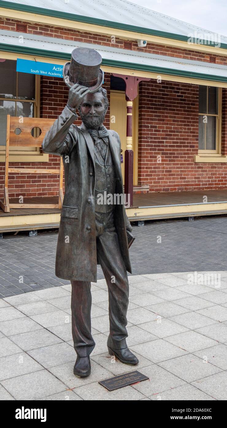 Bronzestatue John Garrett Bussell vom Bildhauer Greg James auf der Queen Street Busselton Western Australia. Stockfoto