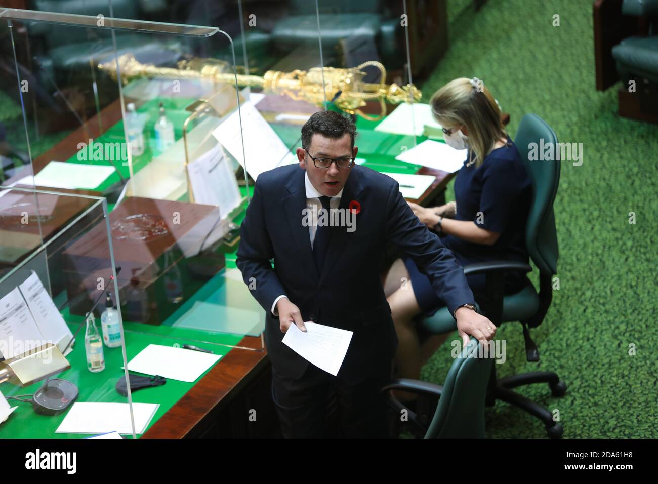 MELBOURNE, AUSTRALIEN - NOVEMBER 10: Premier Daniel Andrews spricht während der Fragestunde der Victorian Legislative Assembly am 10. November 2020 in Melbourne, Australien. Die COVID-19-Beschränkungen haben sich in ganz Victoria weiter gelockert.die Grenze zwischen der U-Bahn und der Region ist nicht mehr gültig.Bildquelle: brett keating/Alamy Live News Stockfoto