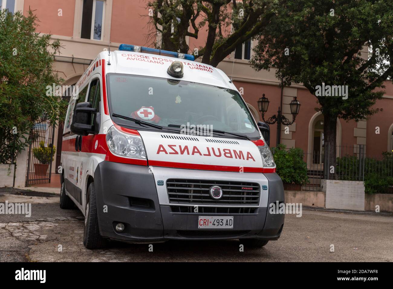 acquasparta, italien september 21 2020:Ambulanz für die Rettung von Menschen in Die Stadt acquasparta Stockfoto