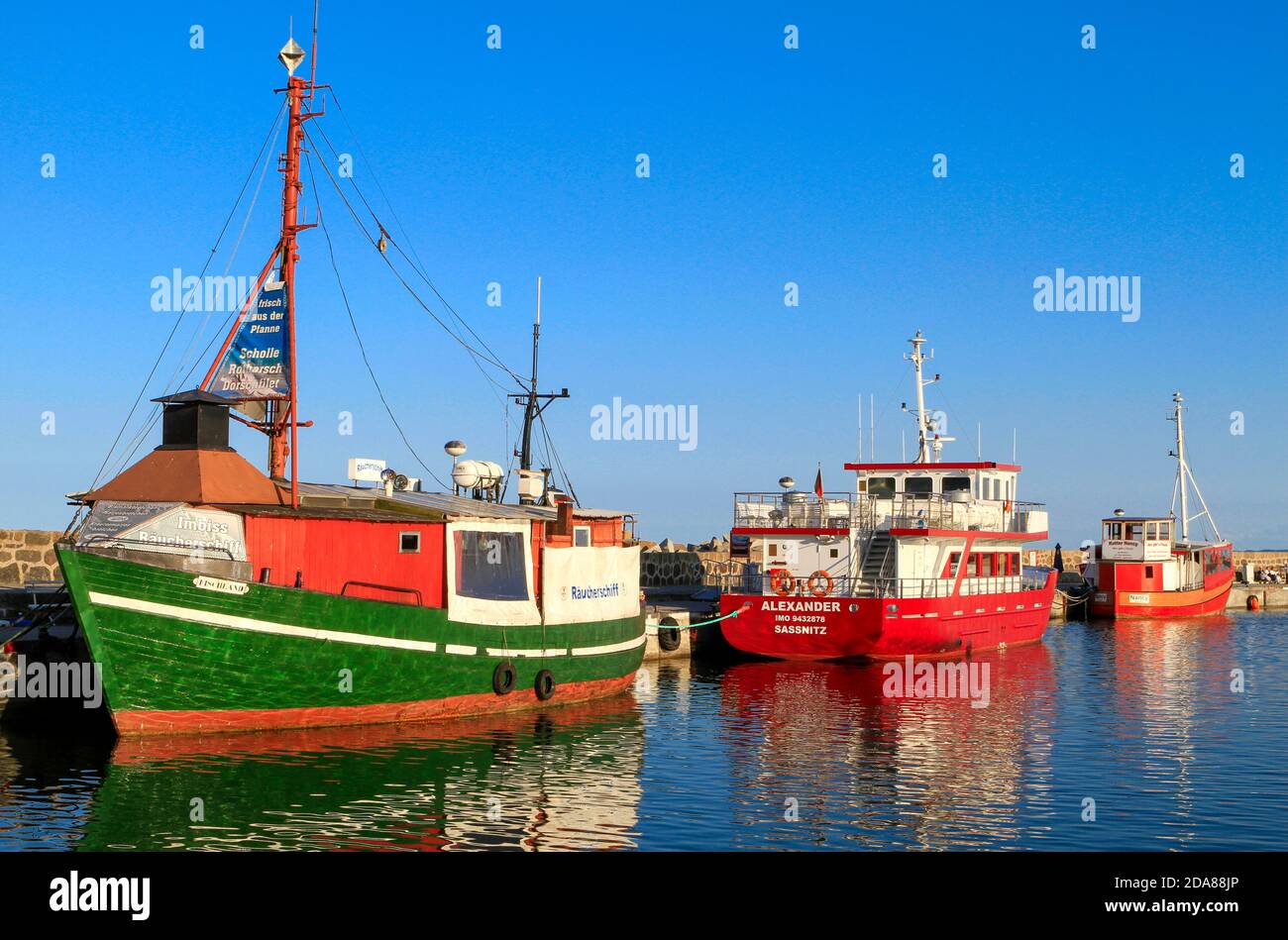 Hafen von Sassnitz, Insel Rügen, Ostsee, Mecklenburg-Western Pomerania, Deutschland, Europa Stockfoto