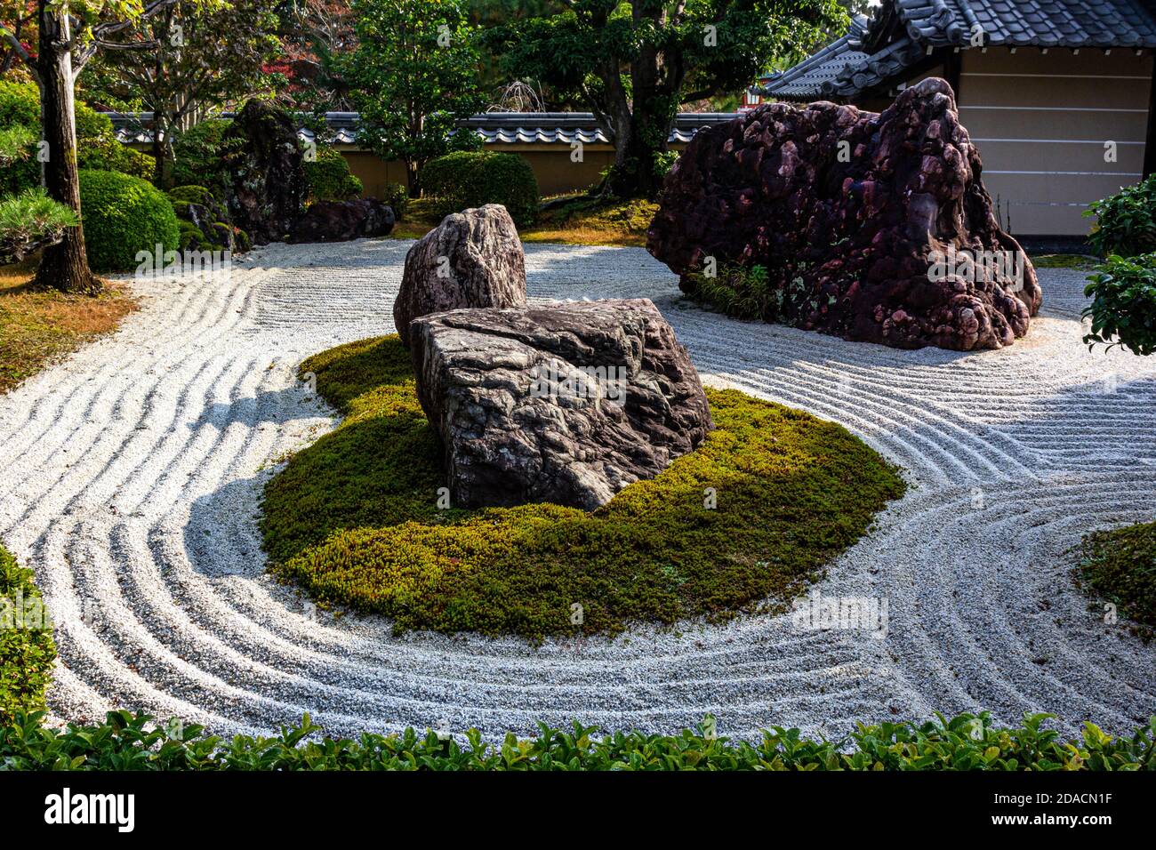 Shobo-ji Zen Garden - Shobo-ji wurde 754 von einem Mönch namens Chii gegründet - ein Schüler von Ganjin, der Toshidai-ji in Nara baute. Wie viele Tempel Stockfoto