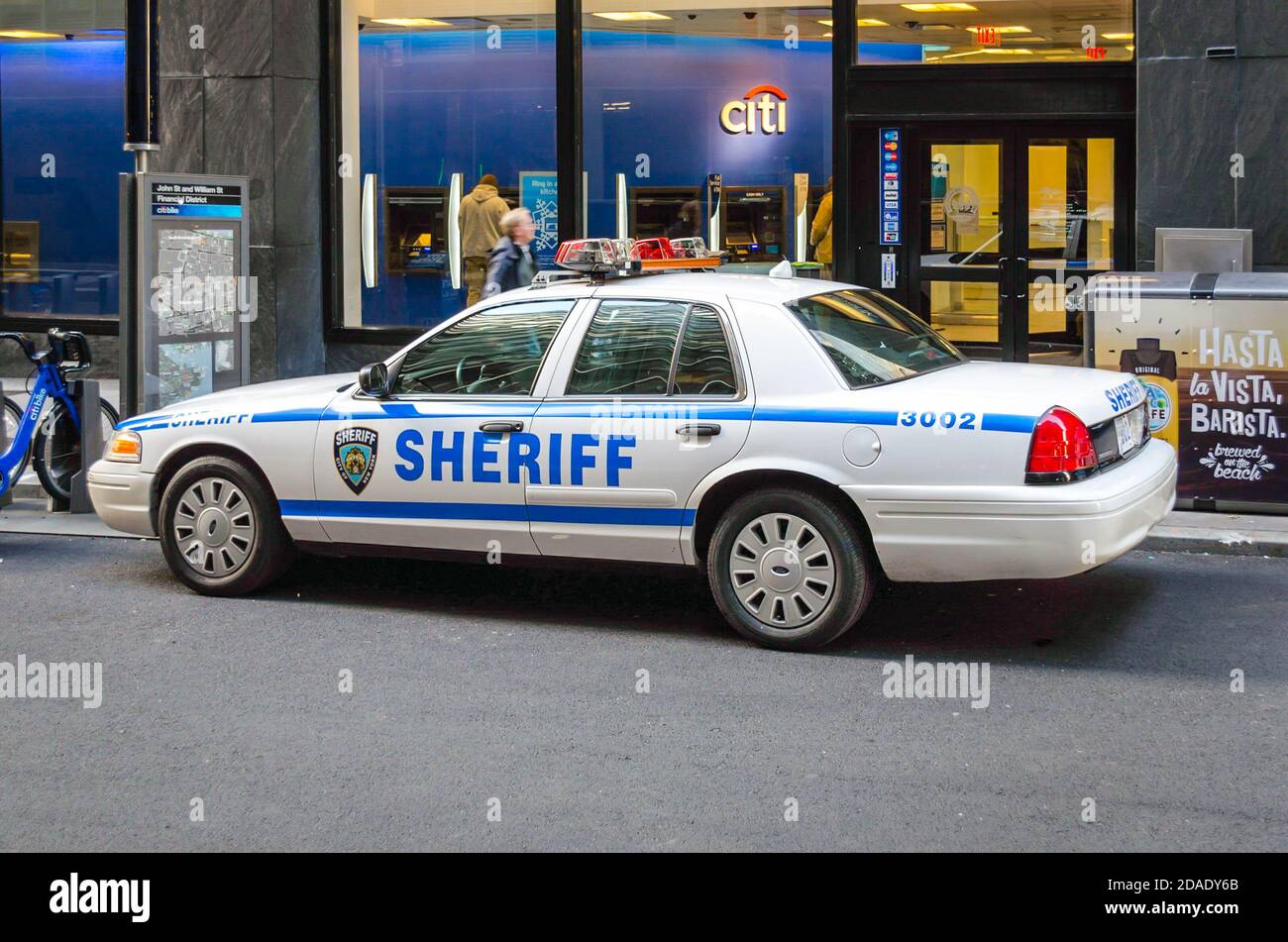 City of New York Sheriff Fahrzeug geparkt irgendwo in Lower Manhattan Stockfoto