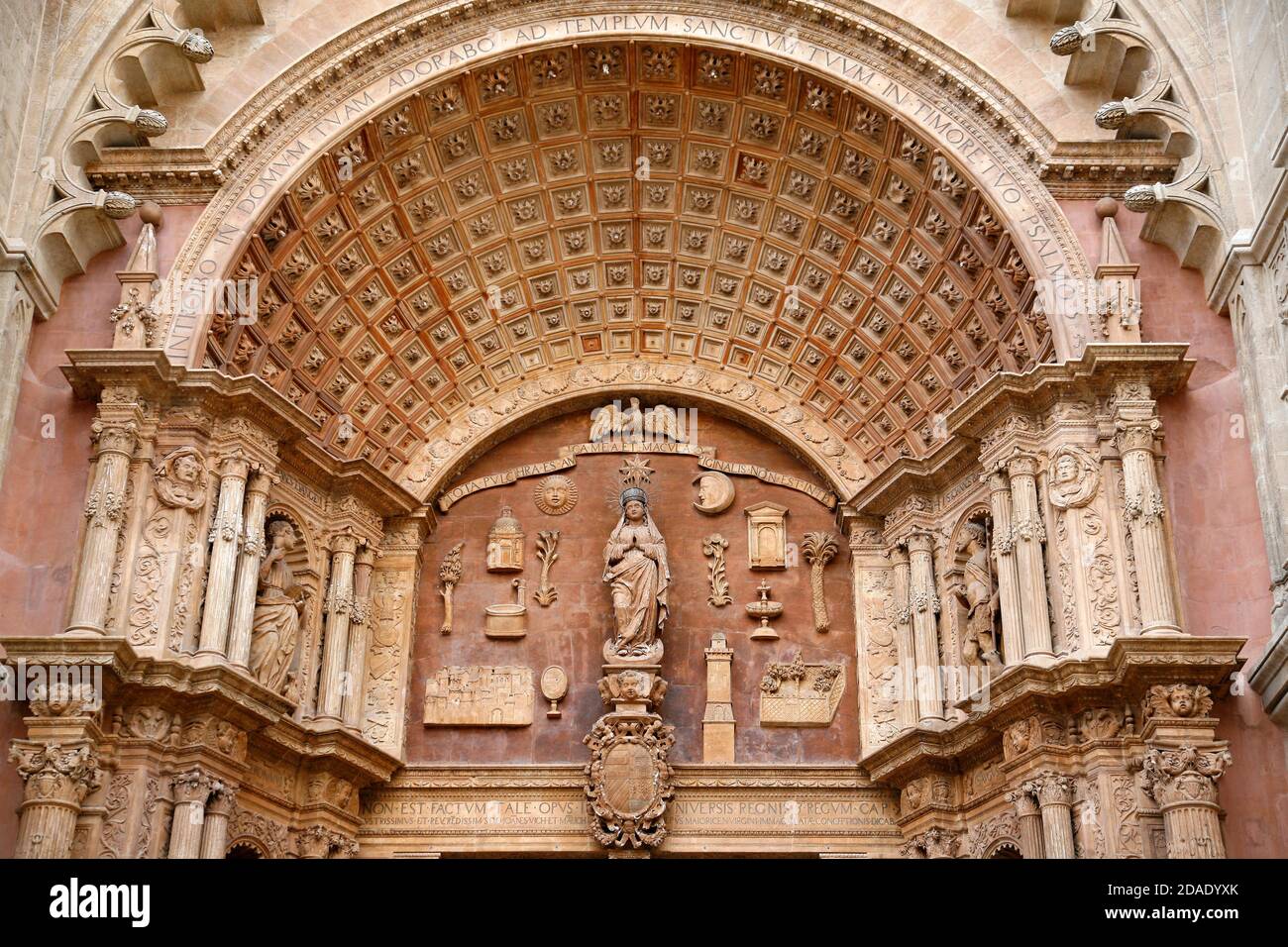 Geographie/Reisen, Spanien, Mallorca, Palma, Hauptportal der Kathedrale Santa Maria in Palma de Mallorca, Additional-Rights-Clearance-Info-not-available Stockfoto