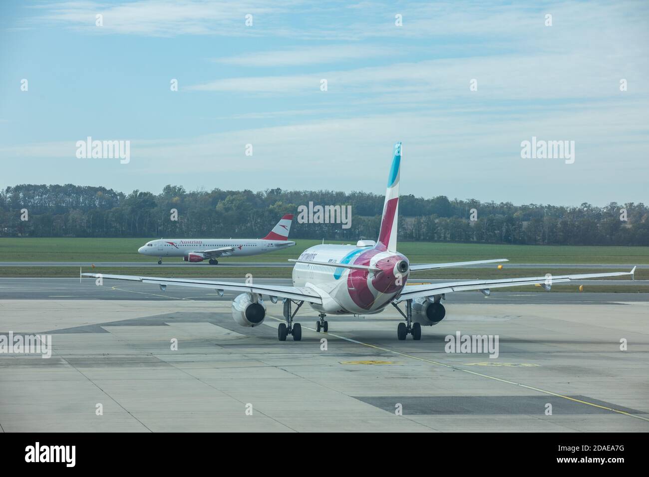 Stuttgart, Deutschland - 4. Oktober 2020: Eurowings Europe Airbus A320 am Flughafen Stuttgart in Deutschland. Airbus ist ein europäischer Flugzeughersteller Stockfoto