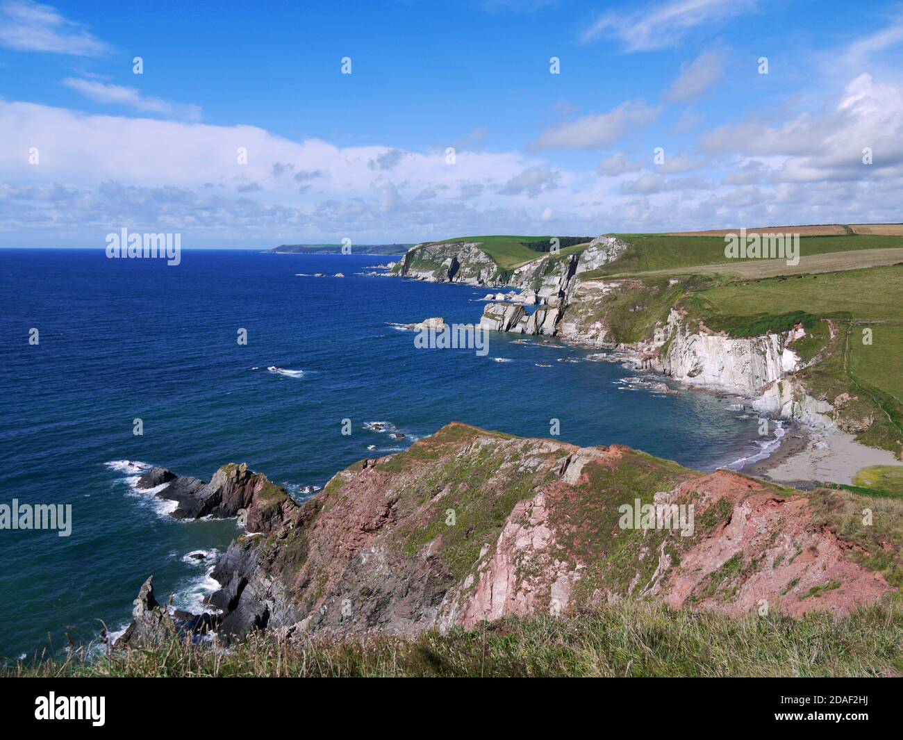 Challborough Bay und Burgh Island, Devon, Großbritannien. Stockfoto