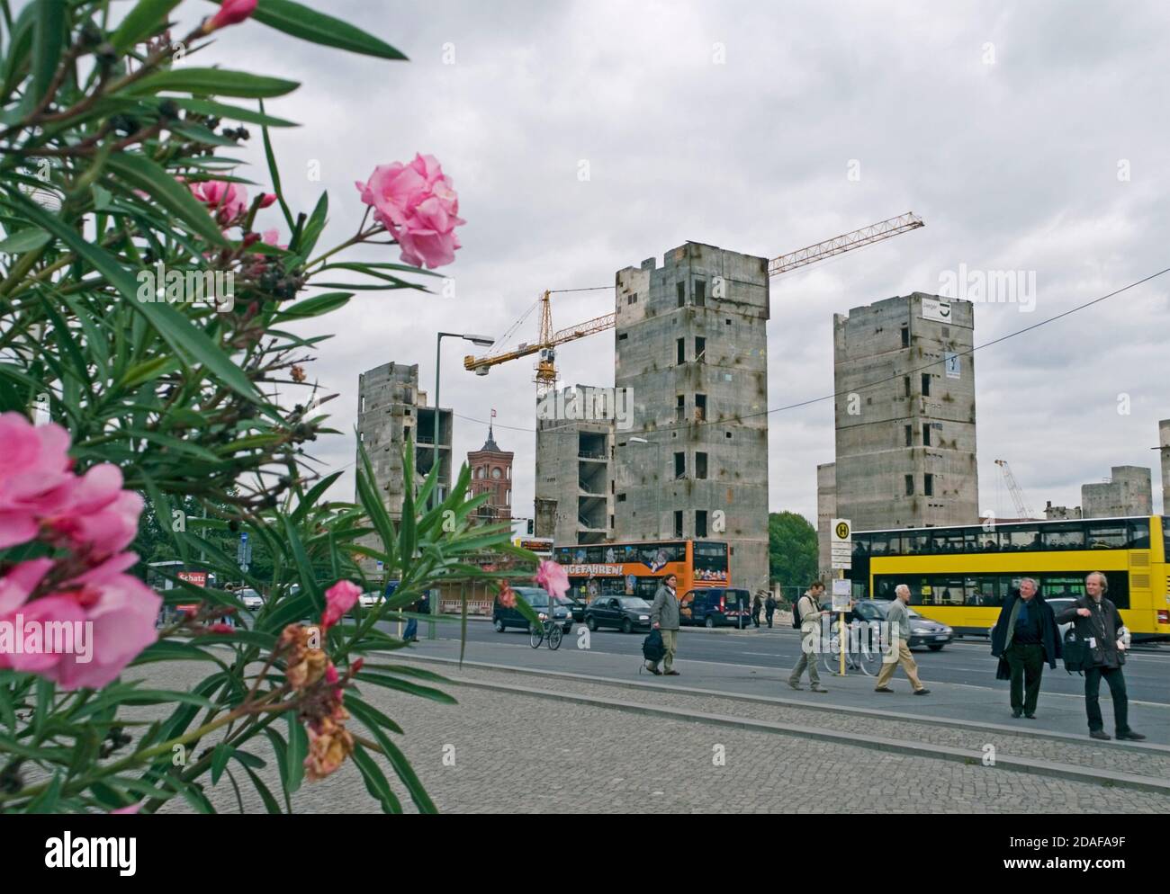 Ruinen der ehemaligen DDR gesetzgebenden Gebäude Palast der Republik in Mitte Berlin Deutschland Stockfoto