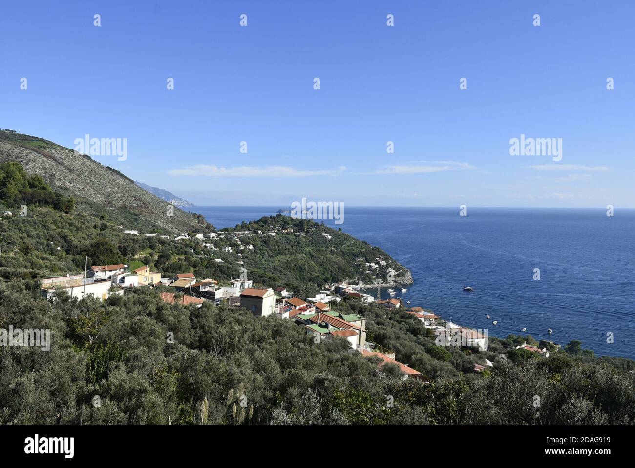 Panoramablick auf die Küste in der Provinz Neapel, Italien. Stockfoto