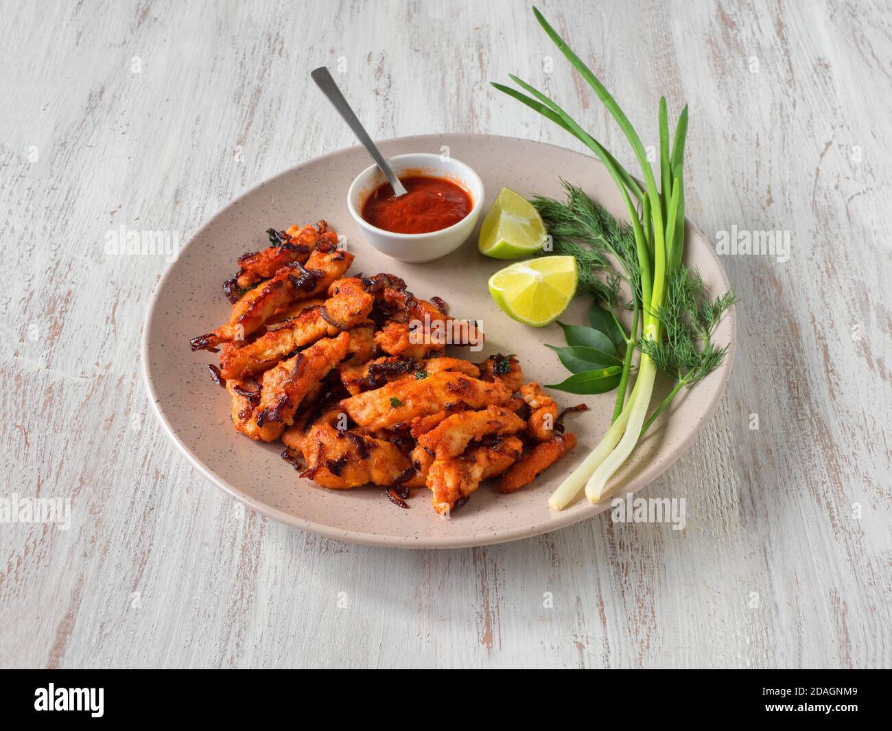 Indisches Essen. Kerala Chicken Pakoda. Leckere Pakoras im südindischen Stil zubereitet. Stockfoto