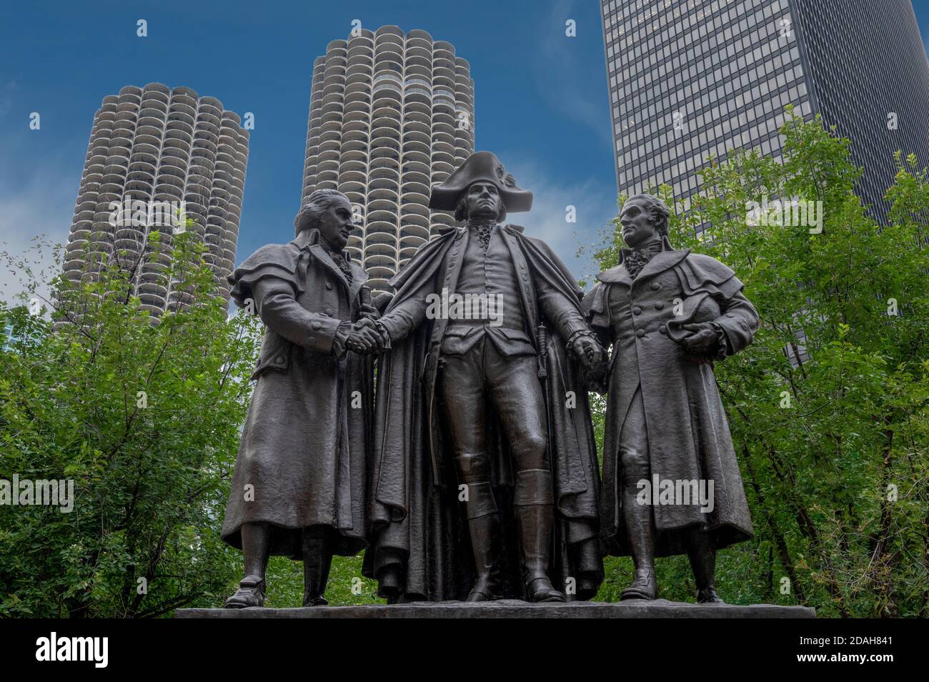 Das Heald Square Monument von George Washington mit amerikanischer Revolution Die Finanziers Robert Morris und Haym Salomon Stockfoto