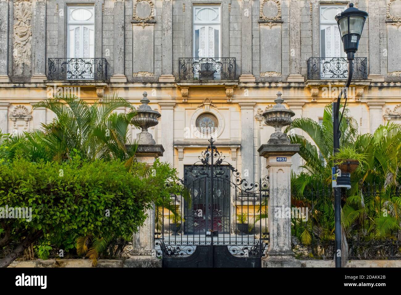 Altes Herrenhaus aus dem 19. Jahrhundert am Paseo de Montejo, einer berühmten Straße in Merida Mexiko Stockfoto