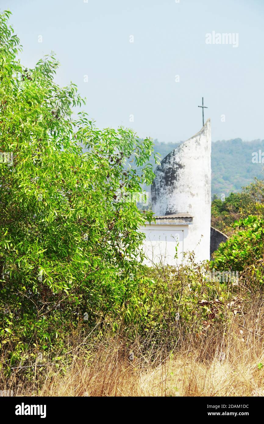 Unsere Liebe Frau Vom Rosenkranz Kirche. Christlicher Tempel in Mandrem. Nord-Goa, Indien Stockfoto