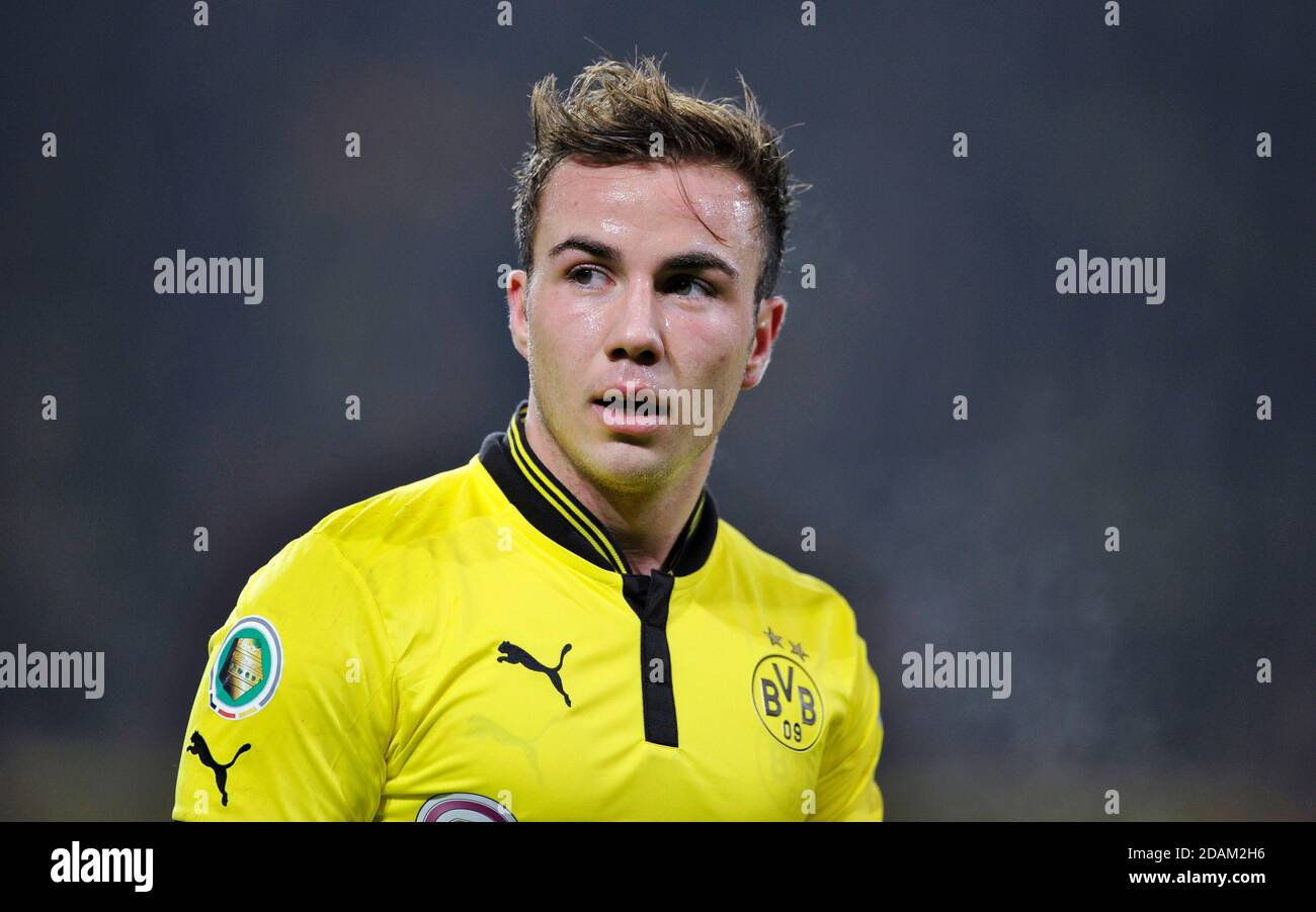 Mario G tze Fussball Spieler Fotos Und Bildmaterial In Hoher 