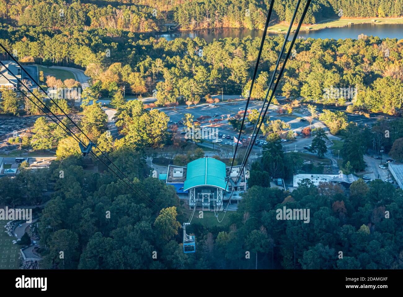 Luftaufnahme von Atlanta, Georgia's Stone Mountain Park von einer Summit Skyride Schweizer Seilbahn. (USA) Stockfoto
