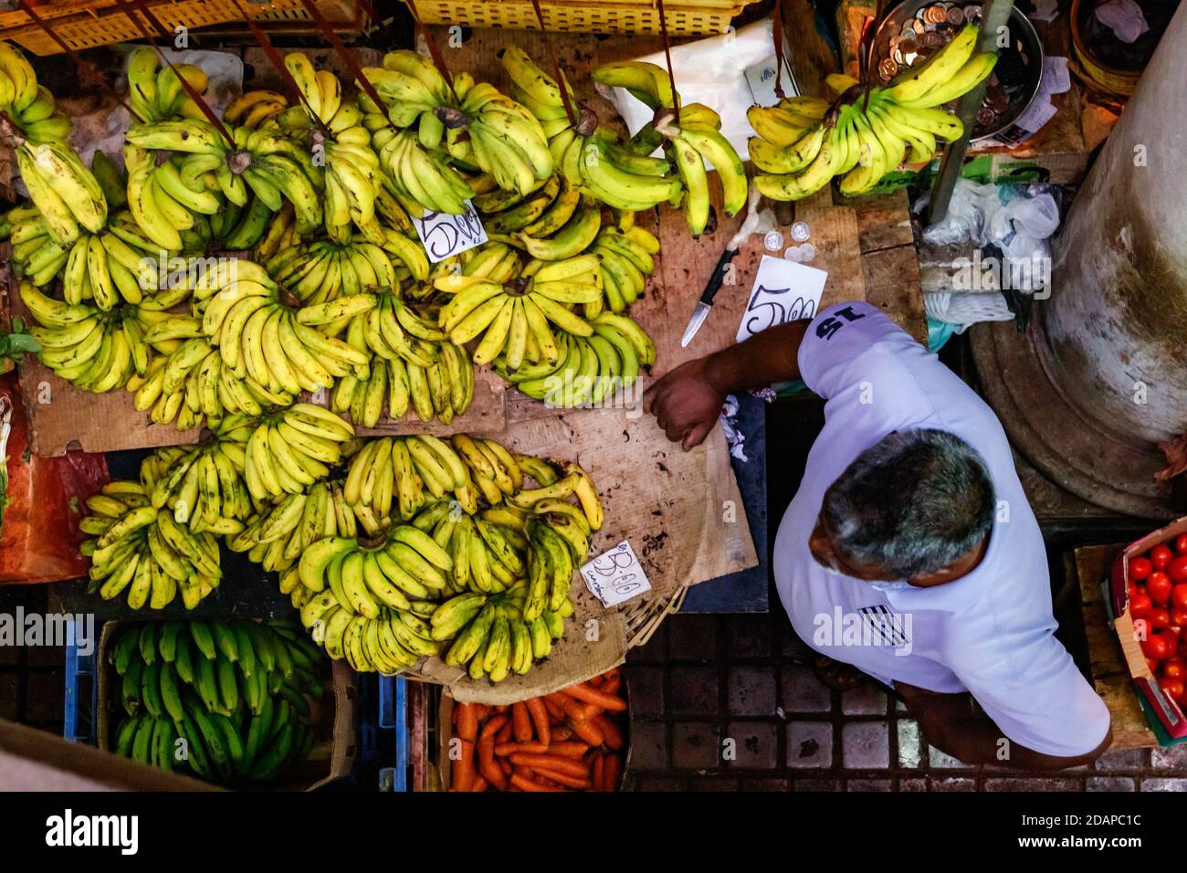 Bunte Märkte mit frischem Obst und Gemüse finden Sie Überall auf den Inseln im Indischen Ozean wie Mauritius Stockfoto