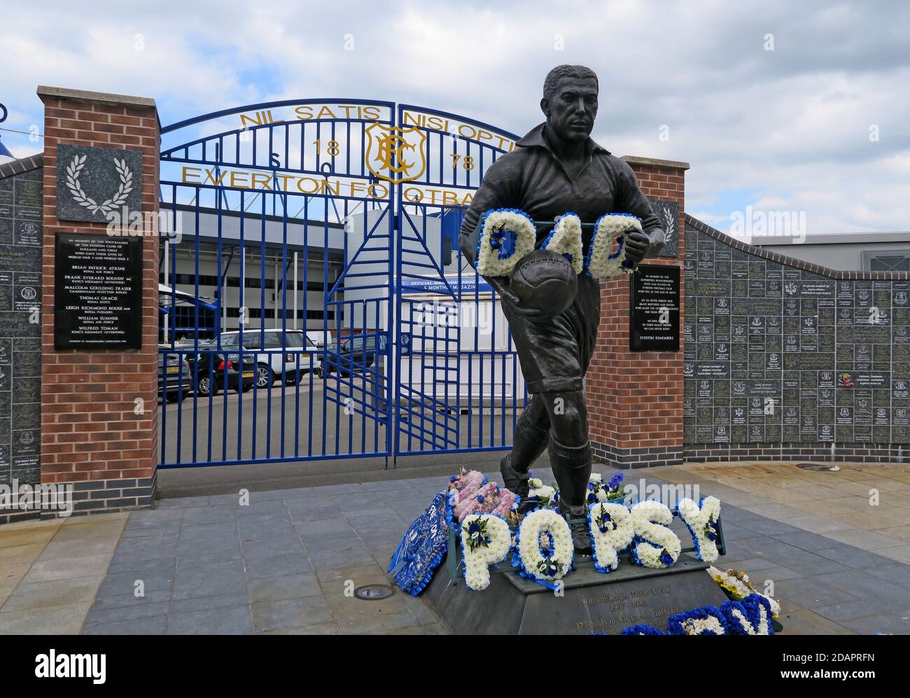 Goodison Park Gates, Everton Football Club, Walton, Liverpool, Merseyside, England, Großbritannien, L4 4LE, Kranz Popsy, PAPA Stockfoto