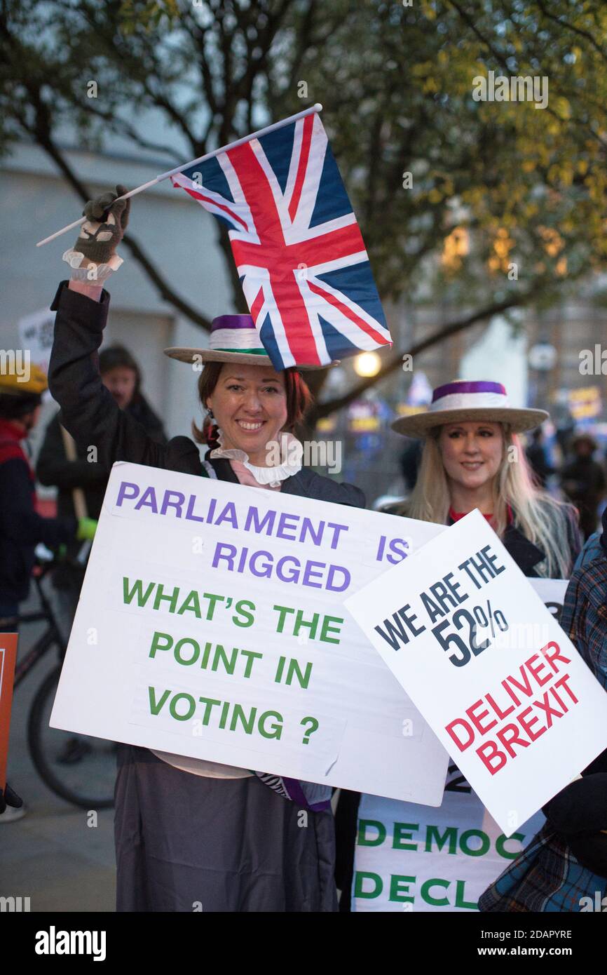 GROSSBRITANNIEN / England / London / Pro-Brexit-Aktivist protestiert vor dem Parlament am 29. Januar 2019 in London, Großbritannien. Stockfoto