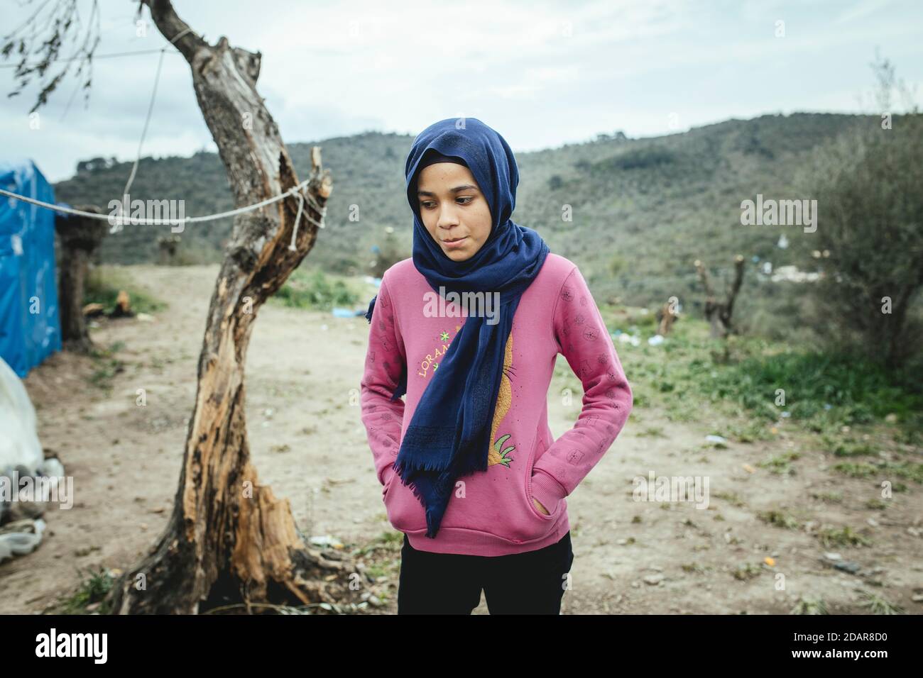 Farah, 13, aus Idlib, Syrien, reist mit ihrem Vater, ein Bruder ist bereits in Deutschland, die Familie war geteilt, ihre Mutter und ihr anderer Bruder Stockfoto