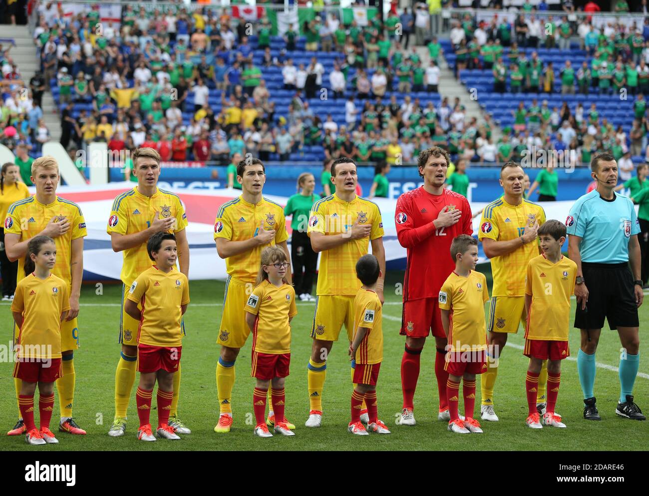 Nordirland National Football Team Stockfotos Und Bilder Kaufen Alamy