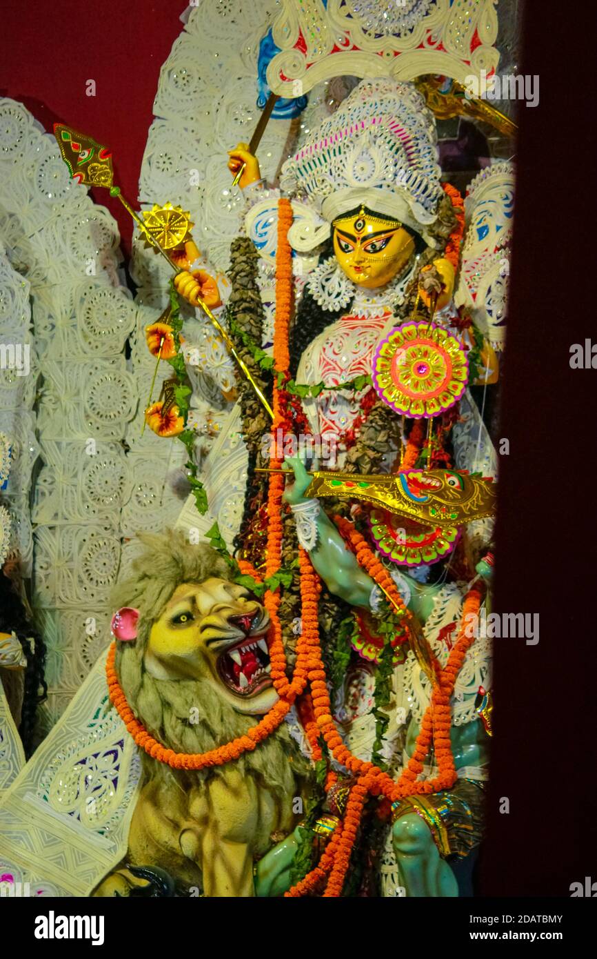 Durga Puja Magie der göttlichen Gnade und Stärke Stockfoto