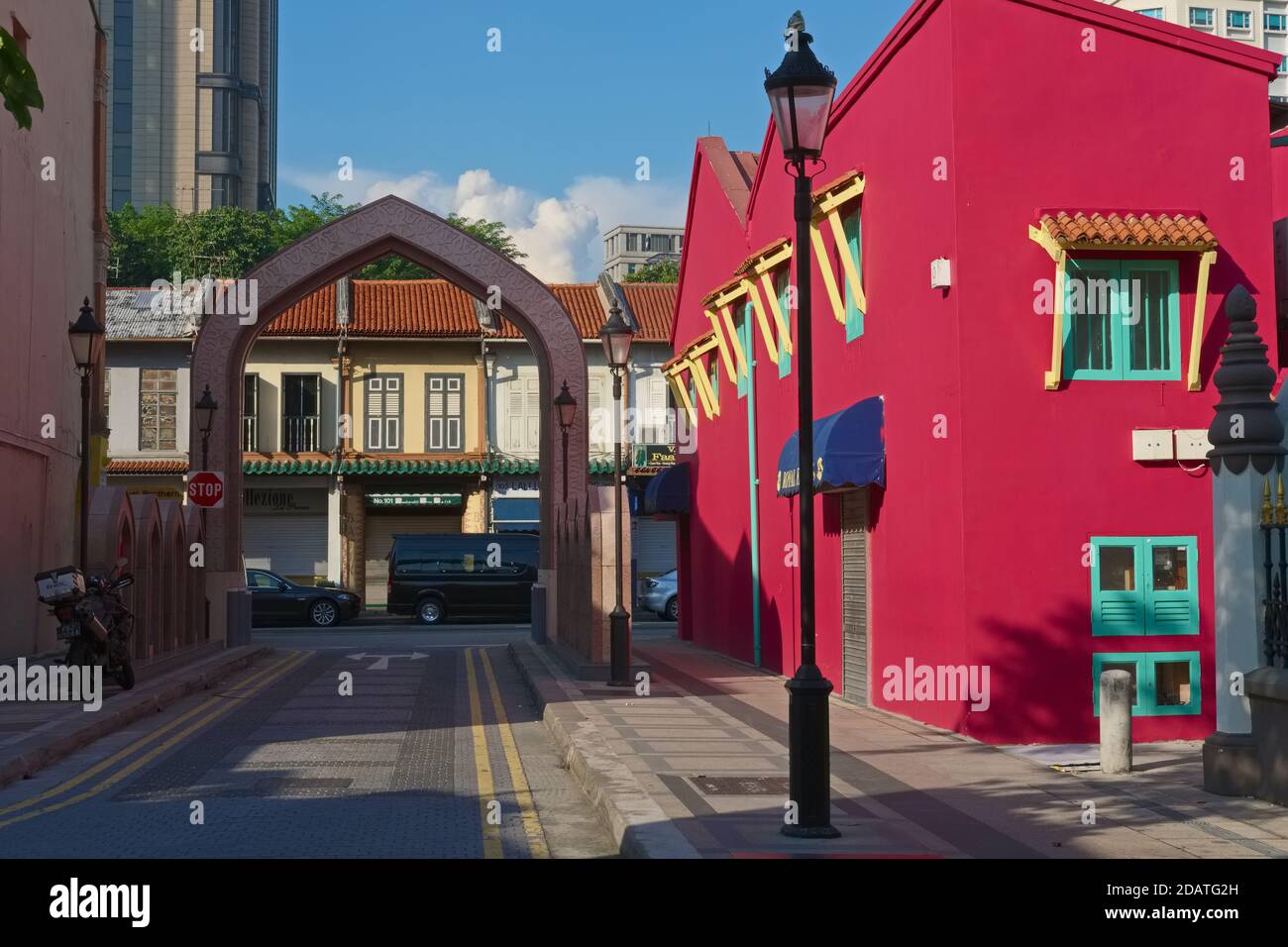 Restaurierte bunte Häuser in Muscat Street / Arab Street in der Kampong Glan Gegend von Singapur, traditionell ein malaiisch / muslimisch Bereich Stockfoto