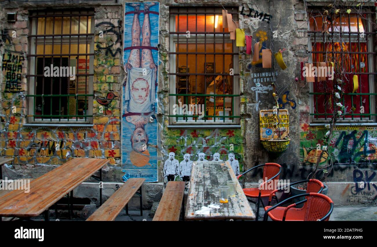 Berlin, Deutschland - 20. November 2014: Straßenkunst im Bezirk Kreuzberg Stockfoto