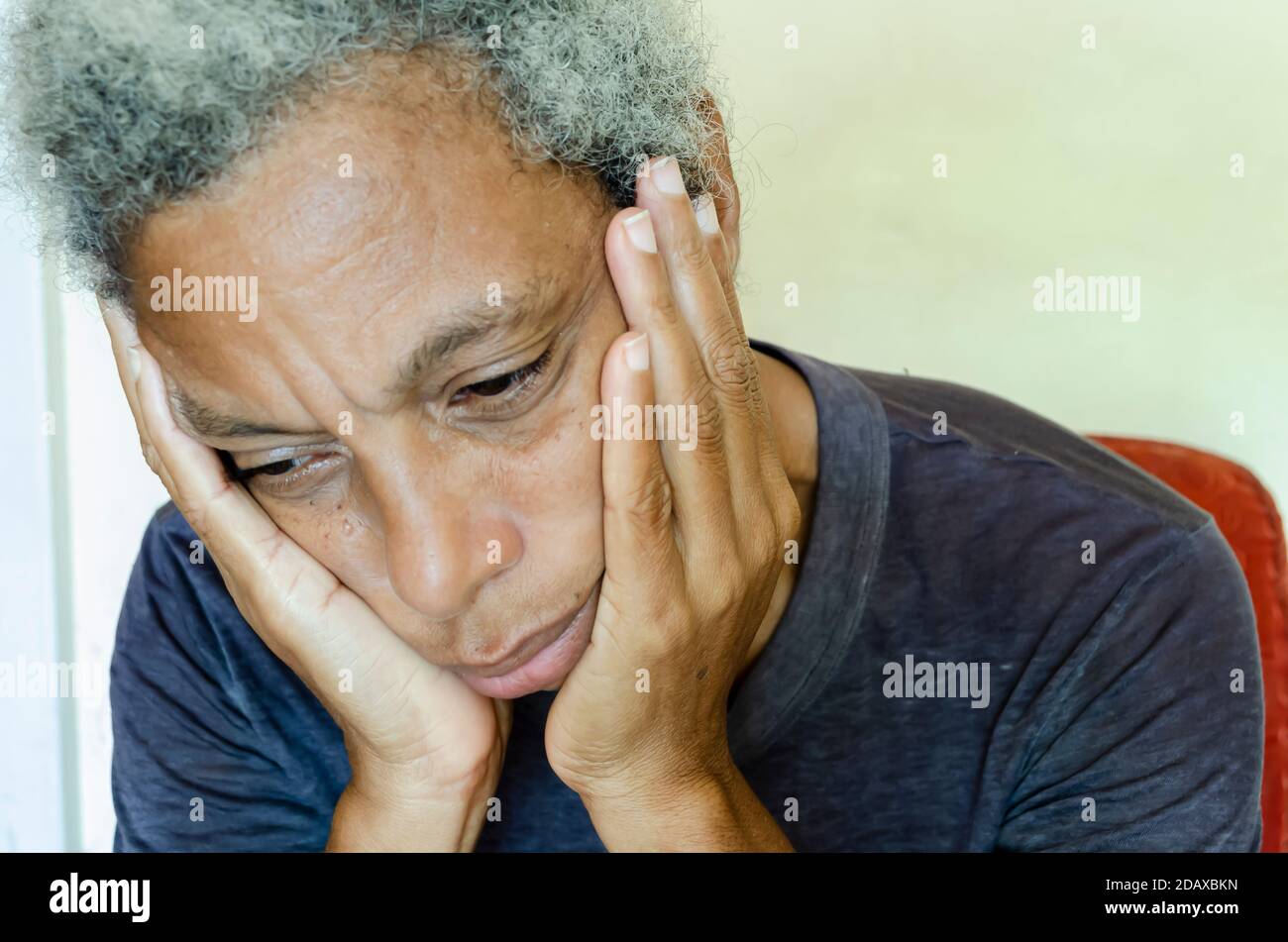 Frau mit Zahnschmerzen Stockfoto