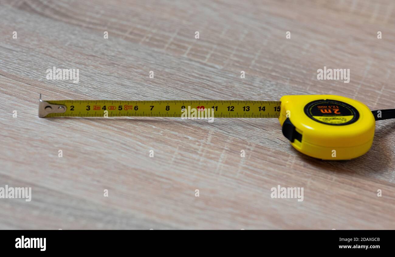 Maßband auf dem Tisch. Stockfoto