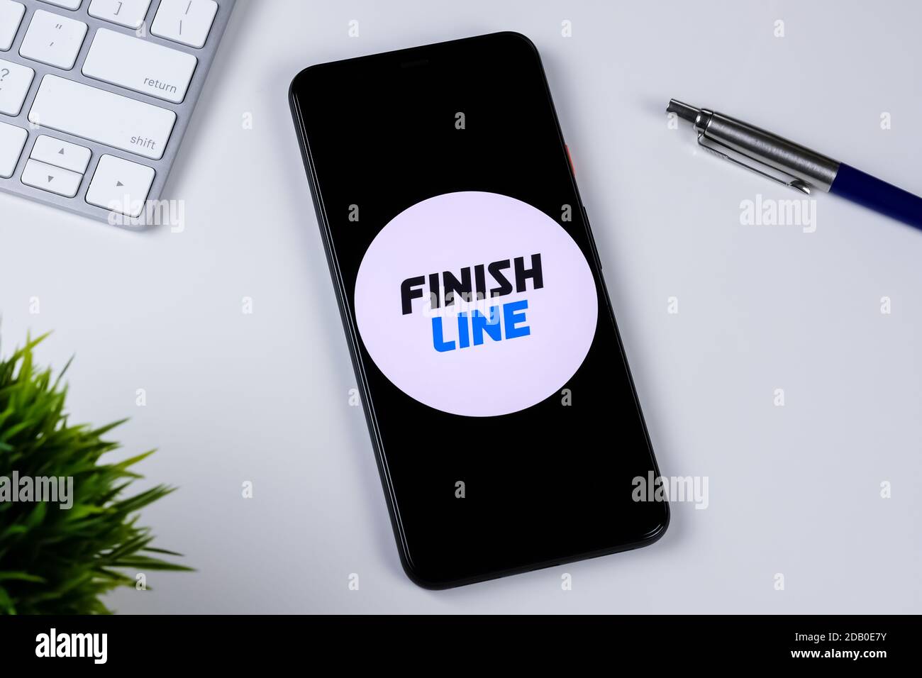 Finish Line App-Logo auf einem Smartphone-Bildschirm. Stockfoto