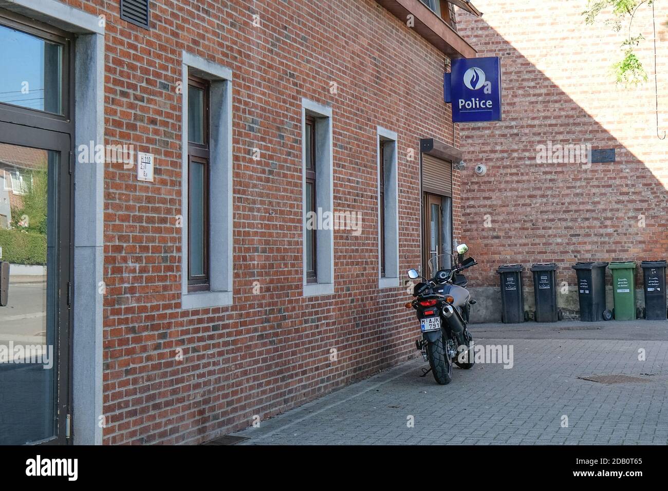 Abbildung Bild zeigt die Polizeistation in Wanze, Montag, 17. August 2020. BELGA FOTO BRUNO FAHY Stockfoto
