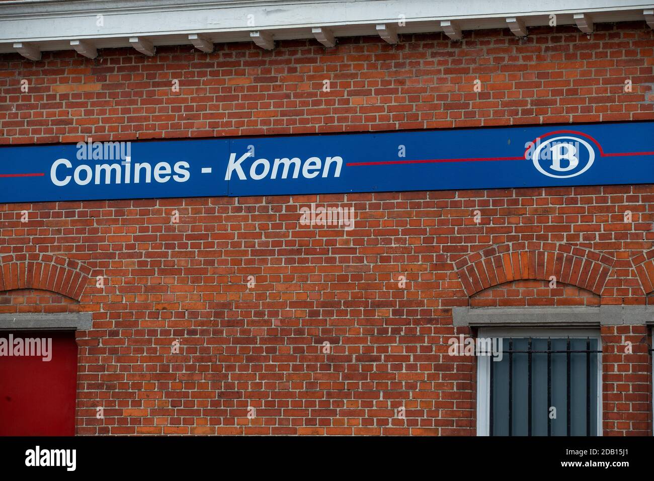 Abbildung Bild zeigt den Bahnhof von Comines-Warneton (Komen-Waasten), Donnerstag, 27. August 2020. BELGA FOTO NICOLAS MAETERLINCK Stockfoto