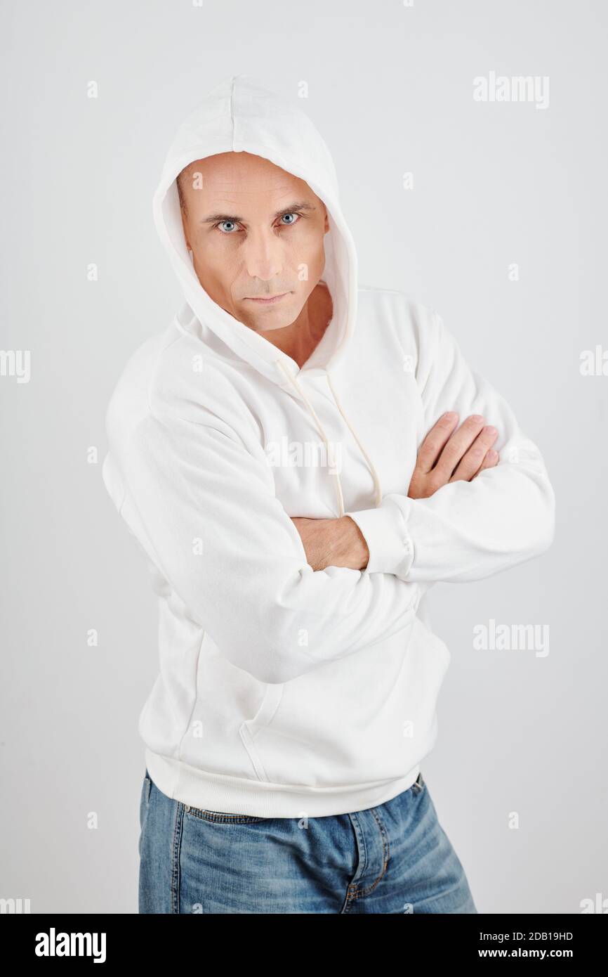 Schöner selbstbewusster reifer Mann Stockfoto