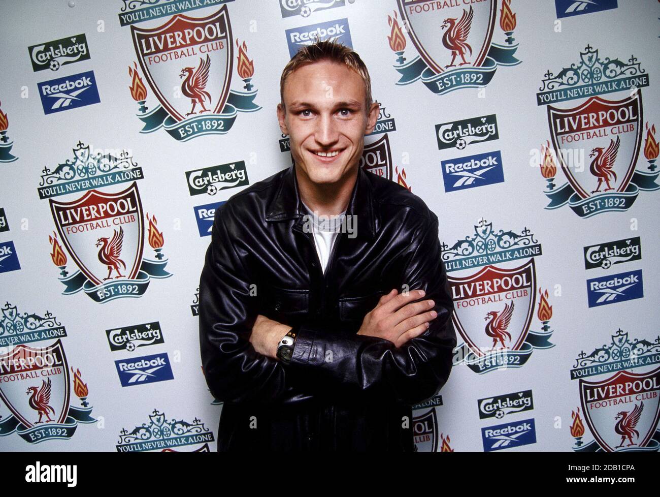 Der finnische Fußballspieler Sami Hyypiä in Liverpool im Jahr 2000 nach der Unterzeichnung beim FC Liverpool im Jahr 1999. Stockfoto