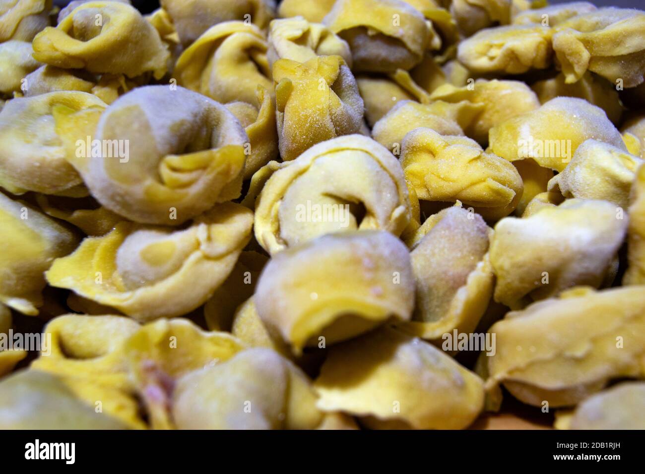 Selektiver Fokus auf Totellini traditionelle italienische Goumet-Gerichte aus Modena und Bologna. Food-Konzept Stockfoto