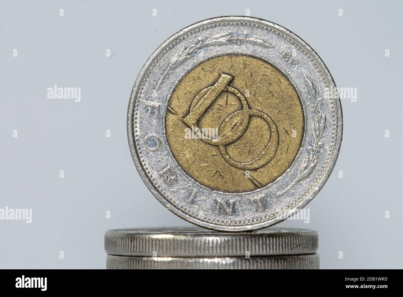Nahaufnahme von 100 Forint, HUF Stockfoto