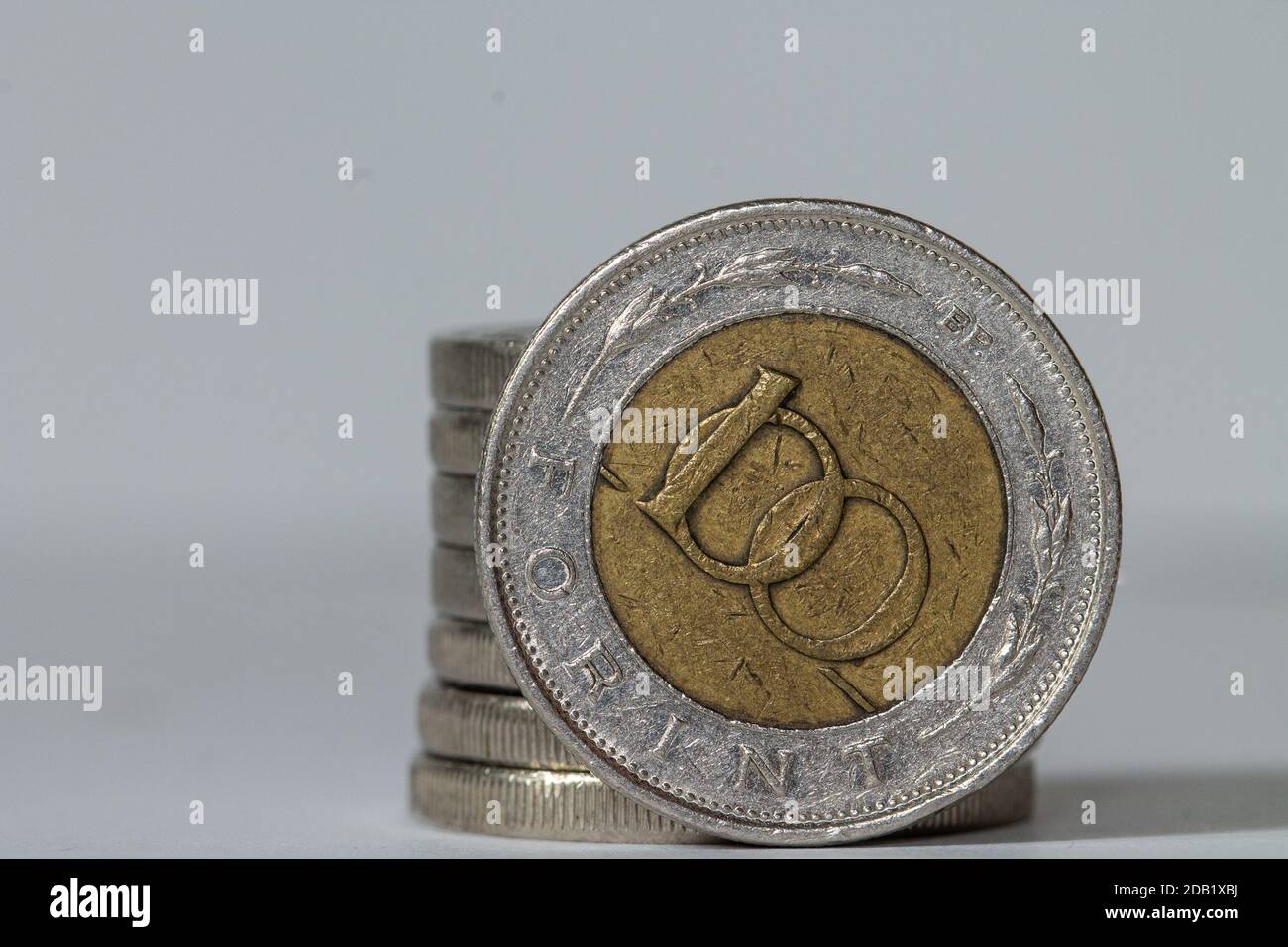 Nahaufnahme von 100 Forint, HUF Stockfoto
