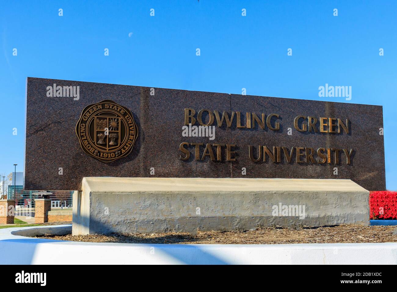 BOWLING GREEN, OH, USA - 7. NOVEMBER: Eintrittsschild am 7. November 2020 an der Bowling Green State University in Bowling Green, Ohio. Stockfoto