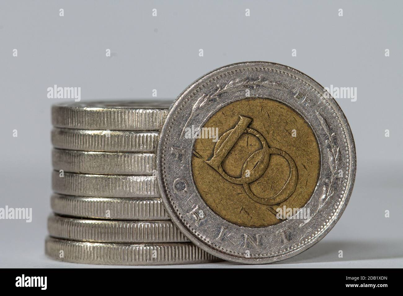 Nahaufnahme von 100 Forint, HUF Stockfoto